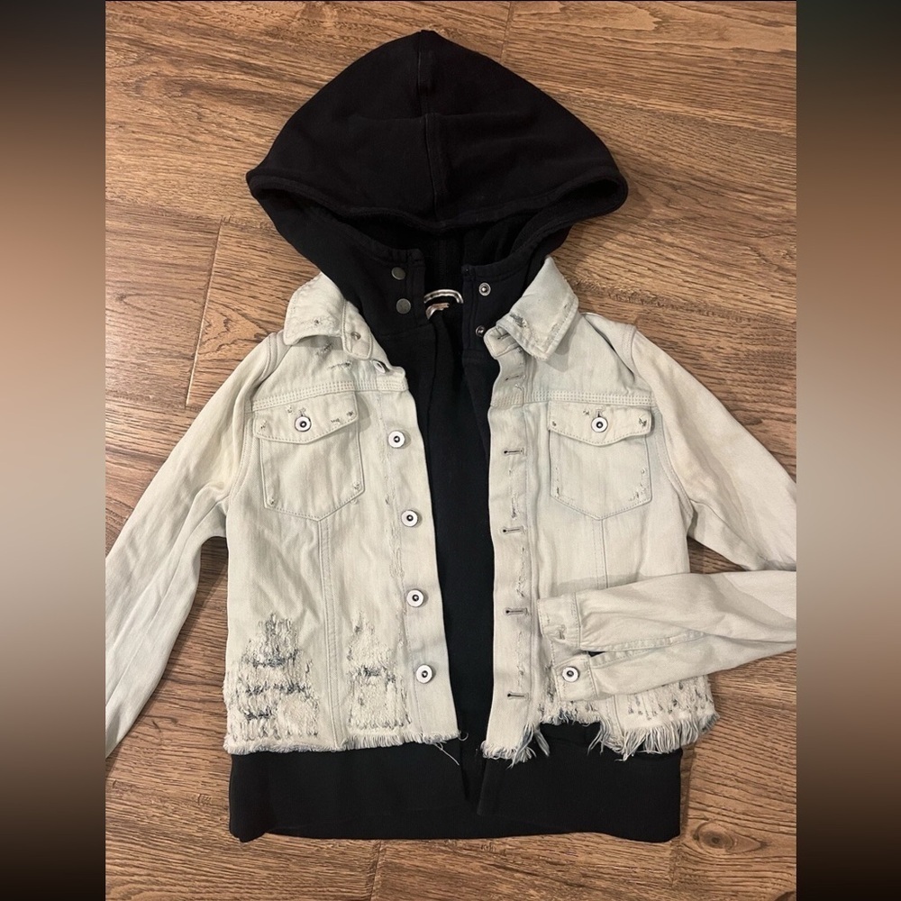 Free People Women's Double Weave Denim Jean Jacket Coat Size XS EUC - Picture 4 of 6
